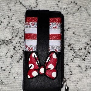 Disney Parks wallet Minnie Mouse card slots zipper section clear license slot